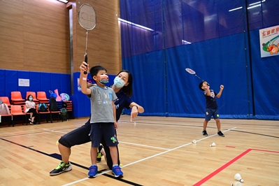 羽毛球精英运动员示范及交流活动