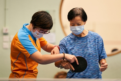 乒乓球精英运动员示范及交流活动 