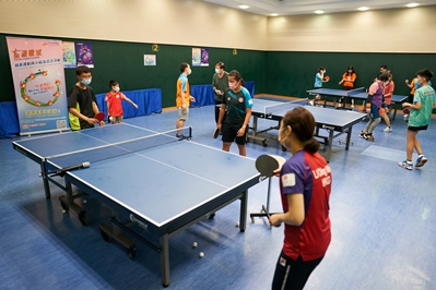 乒乓球精英运动员示范及交流活动 