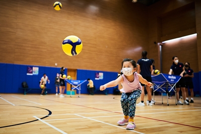排球精英运动员示范及交流活动 