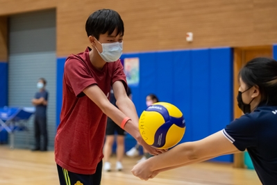 排球精英运动员示范及交流活动 