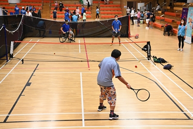 网球精英运动员示范及交流活动