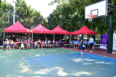 篮球精英运动员示范及交流活动 