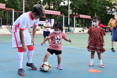 五人足球精英运动员示范及交流活动 